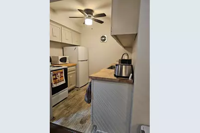 2650 S 60th St #11, Milwaukee, WI 53219 - Photo 10