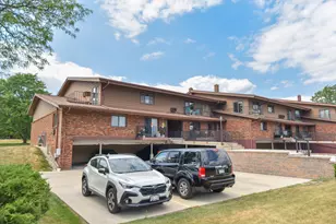 3935 S 84th St, Greenfield, WI 53228 - Photo 28