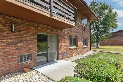 3935 S 84th St #4, Greenfield, WI 53228 - Photo 8