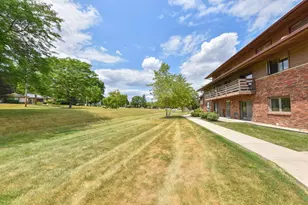 3935 S 84th St, Greenfield, WI 53228 - Photo 24