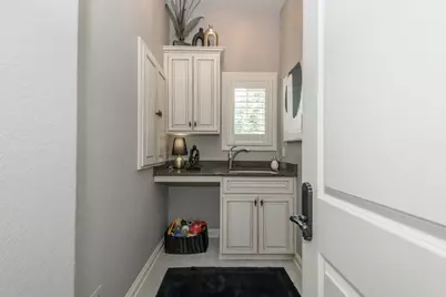 14900  Watertown Plank Rd, Elm Grove, WI 53122 - Photo 60