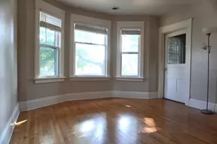 2669 S 14th St, Milwaukee, WI 53215 - Photo 8