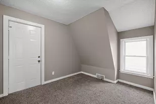 4727 N 22nd St, Milwaukee, WI 53209 - Photo 18