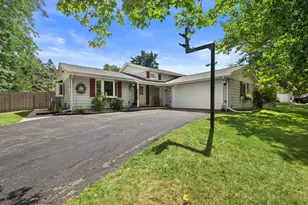 1129 Bluebird Ln, Racine, WI 53182 - Photo 32