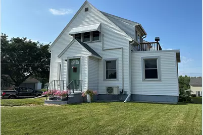 212  Main St, Hokah, MN 55941 - Photo 2