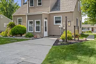 3101 27th St, La Crosse, WI 54601 - Photo 2