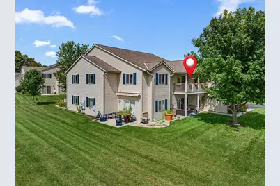 961  Spring Ct, Newburg, WI 53095 - Photo 4