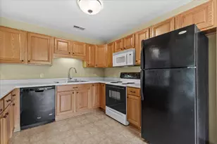 961 Spring Ct, Newburg, WI 53095 - Photo 18