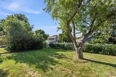 12945 W Brentwood Dr, New Berlin, WI 53151 - Photo 36