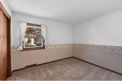 12945 W Brentwood Dr, New Berlin, WI 53151 - Photo 18