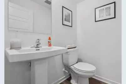 787  Concord Cir #B, Burlington, WI 53105 - Photo 16