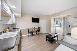 335 Wrigley Dr, Lake Geneva, WI 53147 - Photo 6