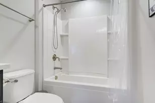 2851 Crosswinds Dr, Racine, WI 53403 - Photo 24