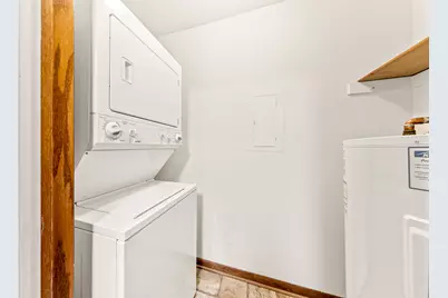 N85W15700  Ridge Rd #205, Menomonee Falls, WI 53051 - Photo 18