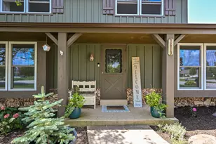 7613 S 83rd St, Franklin, WI 53132 - Photo 4