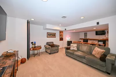 7613 S 83rd St, Franklin, WI 53132 - Photo 30