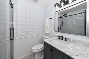 7613 S 83rd St, Franklin, WI 53132 - Photo 10