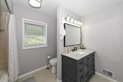 7613 S 83rd St, Franklin, WI 53132 - Photo 24