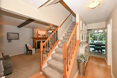 7613 S 83rd St, Franklin, WI 53132 - Photo 4