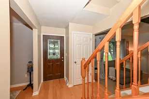 7613 S 83rd St, Franklin, WI 53132 - Photo 6