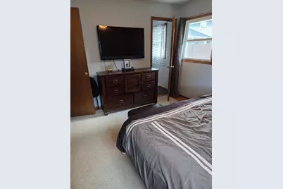 1544  Riverdale Dr, Oconomowoc, WI 53066 - Photo 12