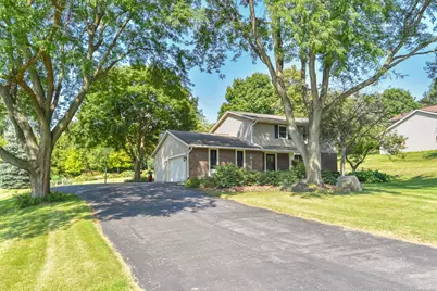 W257N5671  North Hill Dr, Lisbon, WI 53089 - Photo 38
