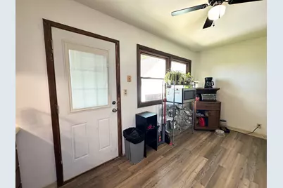 137  Marino Ave, Delavan, WI 53115 - Photo 8