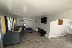 2616 N Buffum St, Milwaukee, WI 53212 - Photo 6