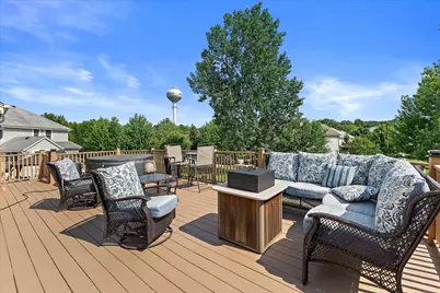 1823  Deer Path -, Waukesha, WI 53189 - Photo 24
