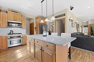 1823 Deer Path, Waukesha, WI 53189 - Photo 4