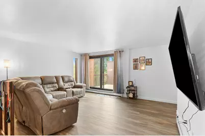 5200 S Tuckaway Blvd #341, Greenfield, WI 53221 - Photo 4