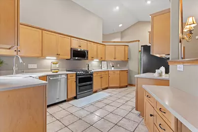 S29W30880  Wild Berry Ln, Genesee, WI 53188 - Photo 12