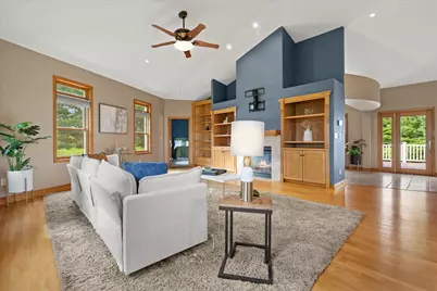S29W30880  Wild Berry Ln, Genesee, WI 53188 - Photo 6