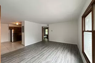N114W16680 Crown Dr, Germantown, WI 53022 - Photo 16