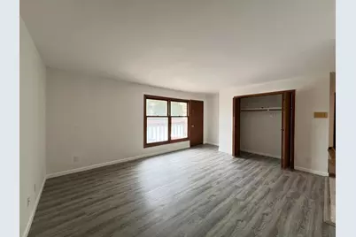 N114W16680  Crown Dr #6, Germantown, WI 53022 - Photo 14