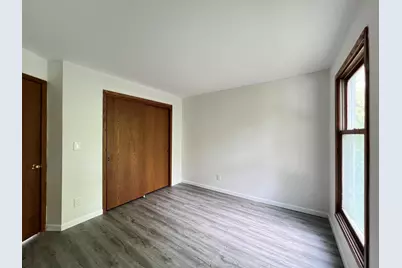 N114W16680  Crown Dr #6, Germantown, WI 53022 - Photo 8