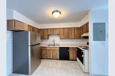 N114W16680  Crown Dr #6, Germantown, WI 53022 - Photo 20