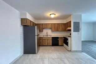N114W16680 Crown Dr, Germantown, WI 53022 - Photo 22