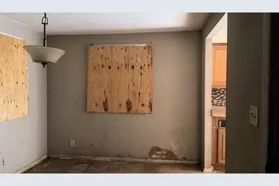 4912 N 22nd St, Milwaukee, WI 53209 - Photo 10