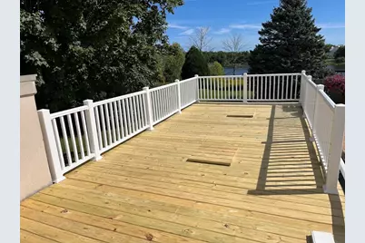 2220  Stonecroft Dr, Grafton, WI 53024 - Photo 22