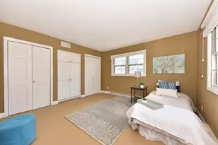 2220 Stonecroft Dr, Grafton, WI 53024 - Photo 24