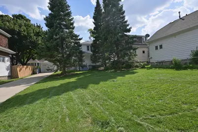 5411 W Wells St, Milwaukee, WI 53208 - Photo 2