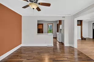 313 E Laflin Ave, Waukesha, WI 53186 - Photo 8