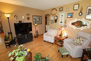 2141 S Livingston Terrace, West Allis, WI 53219 - Photo 12