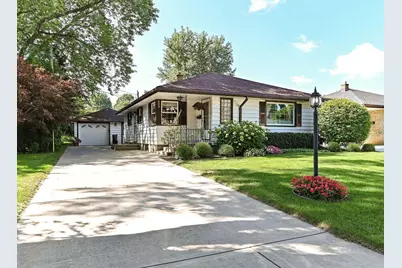 809  Mackinac Ave, South Milwaukee, WI 53172 - Photo 1