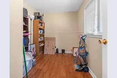 891 E Daffodil Ln, Beloit, WI 53511 - Photo 16