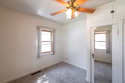 1814  19th St, La Crosse, WI 54601 - Photo 8