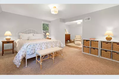 W65N711  St John Ave, Cedarburg, WI 53012 - Photo 10