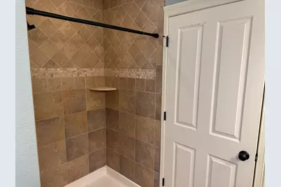 2006 N Buffum St, Milwaukee, WI 53212 - Photo 10