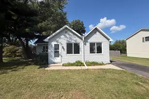 24824 69th St, Paddock Lake, WI 53168 - Photo 1